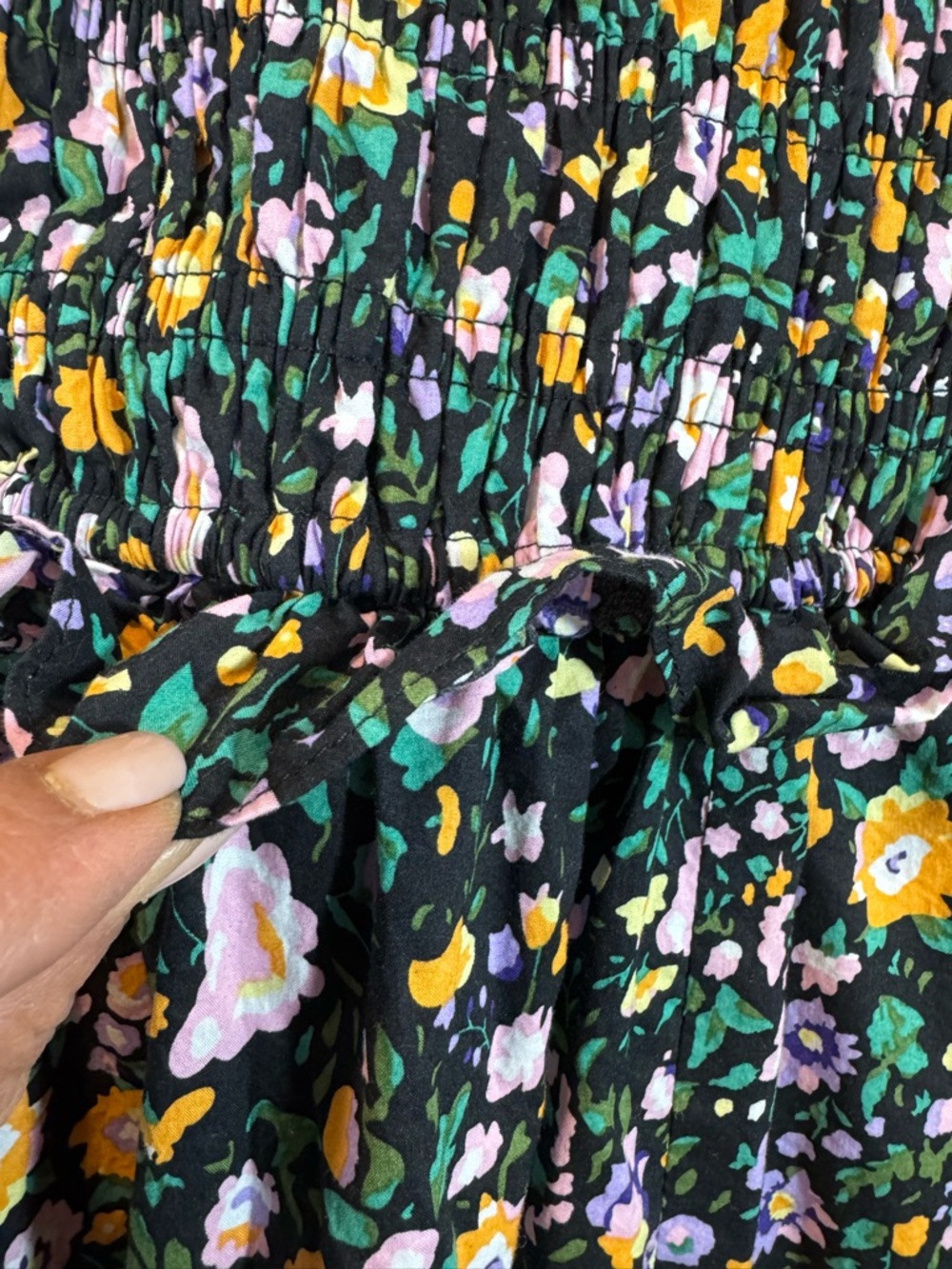 Hyacinth House Smocked Floral Midi Dress in Black with Yellow‎ & Pink Blooms M - Picture 4 of 11